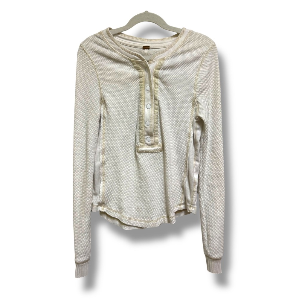 Free People Off White Textured Long Sleeve Henley Snap Button Top Womens XS‎